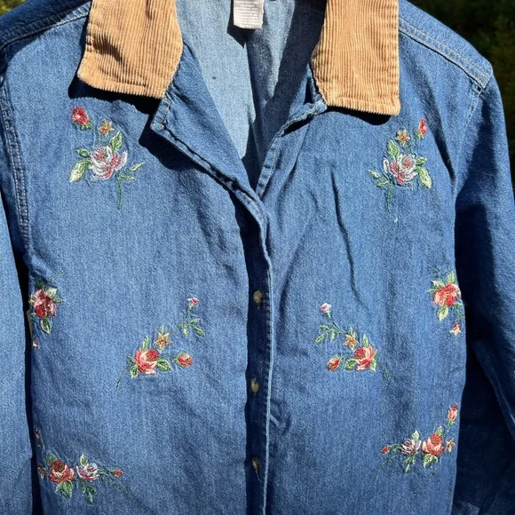 90s Capacity Embroidered Floral Denim Button-Up Shirt Blouse Size M Corduroy - Picture 4 of 13